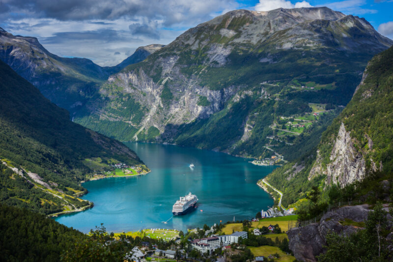 Fiordes noruegueses: obras de arte da natureza